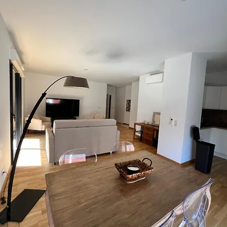 Superbe T3 Avec Rooftop Vue Et Montagne * Ajaccio (Corsica)