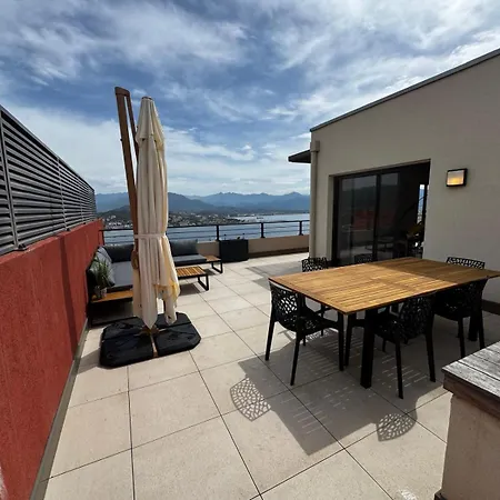 Superbe T3 Avec Rooftop Vue Et Montagne Apartmán Ajaccio (Corsica)
