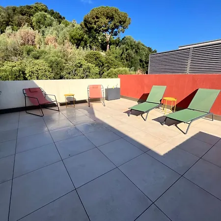 Superbe T3 Avec Rooftop Vue Et Montagne Apartmán *