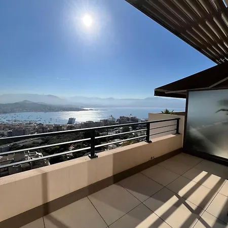 Superbe T3 Avec Rooftop Vue Et Montagne