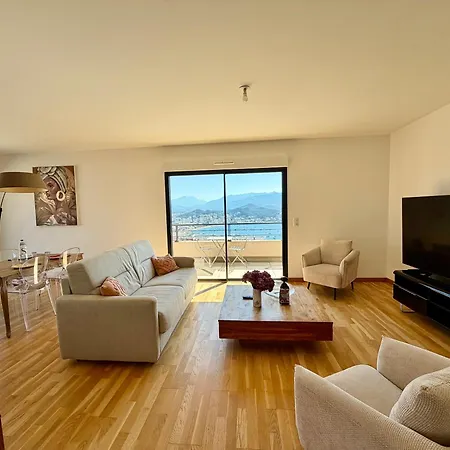 Apartmán Superbe T3 Avec Rooftop Vue Et Montagne Ajaccio (Corsica)