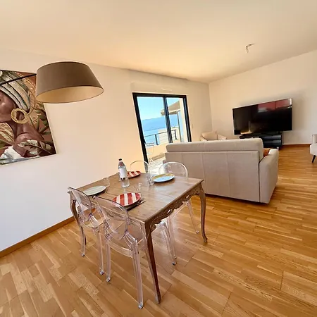 Superbe T3 Avec Rooftop Vue Et Montagne