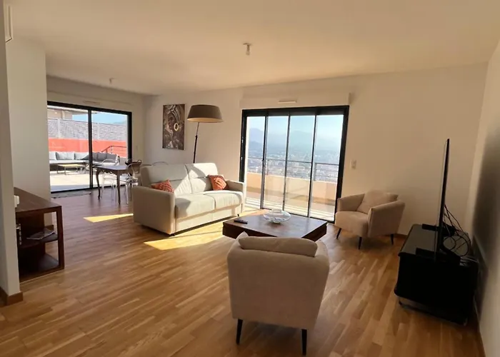 Appartement Superbe T3 Avec Rooftop Vue Et Montagne *