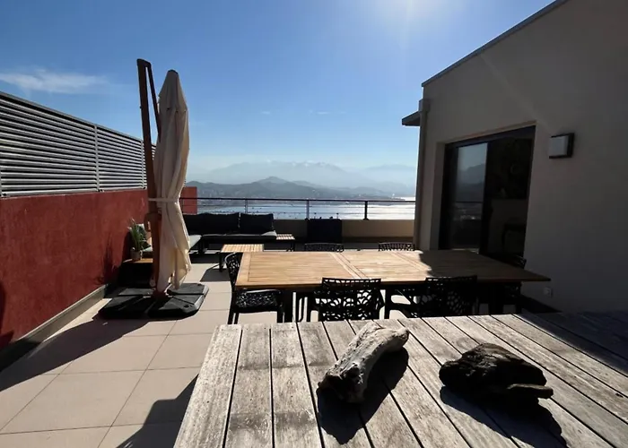 Appartement Superbe T3 Avec Rooftop Vue Et Montagne