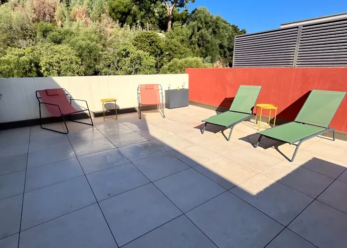 Superbe T3 Avec Rooftop Vue Et Montagne Appartement *